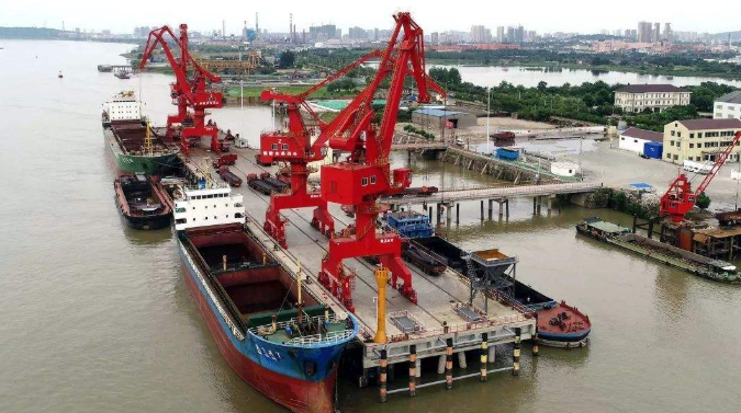 锡林格勒盟概述露天料场港口封闭问题的实行方法